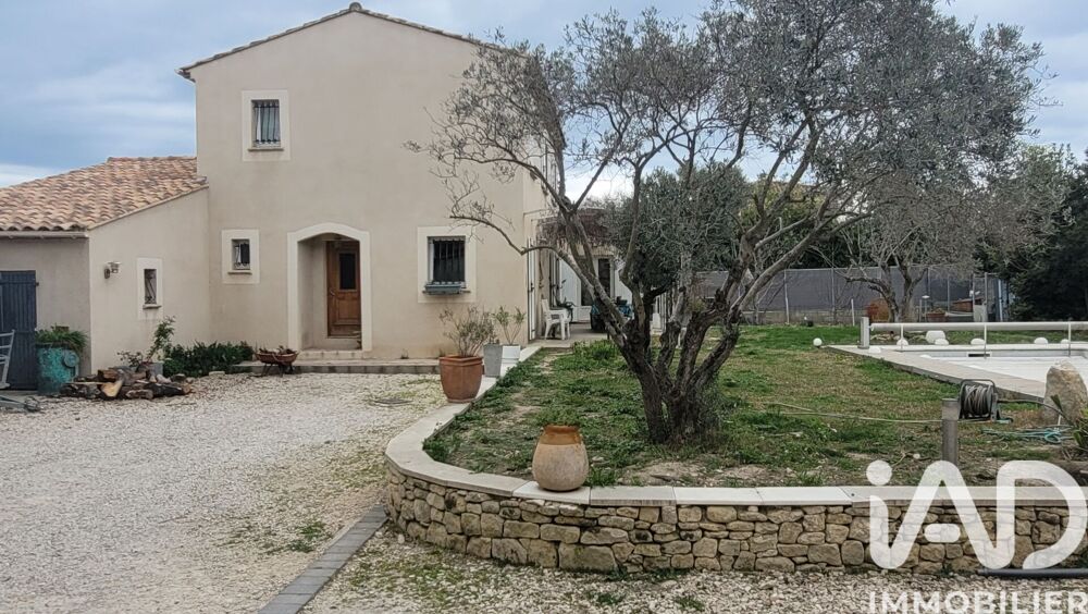 Vente Maison Vente Maison traditionnelle 7 pièces Morières-lès-avignon