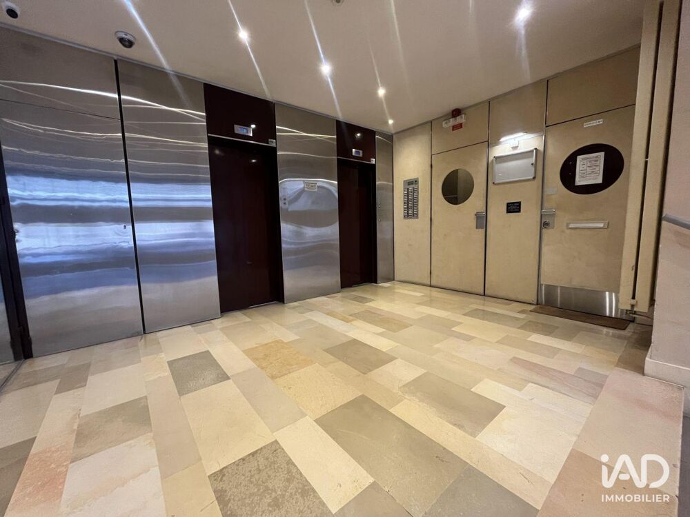 Location Parking/Garage Location Parking 5 m&sup2; Paris 15