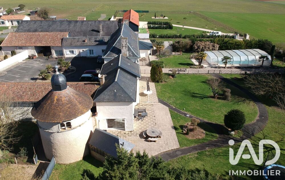 à vendre  Maison Vendeuvre-du-Poitou (86380)