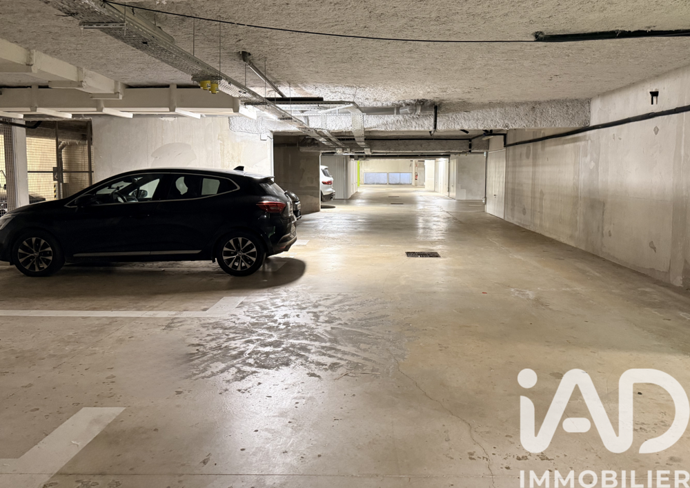 Vente Parking/Garage Vente Parking 12 m&sup2; Guyancourt