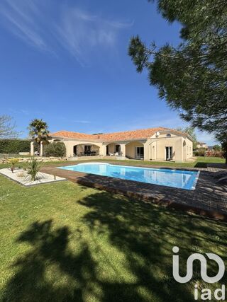  Maison � vendre 10 pi�ces 260 m�