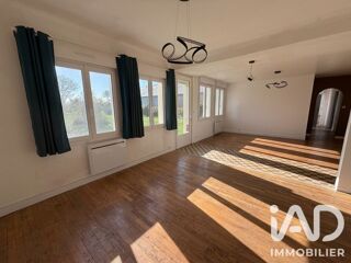 Vente Maison Vente Maison de village 6 pièces Vald'yerre