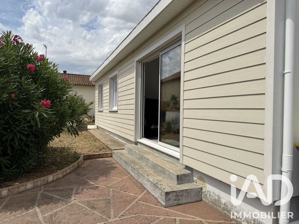 Maison 5 pièces 97 m² · à Aiffres · 97 m² · 210 000 €