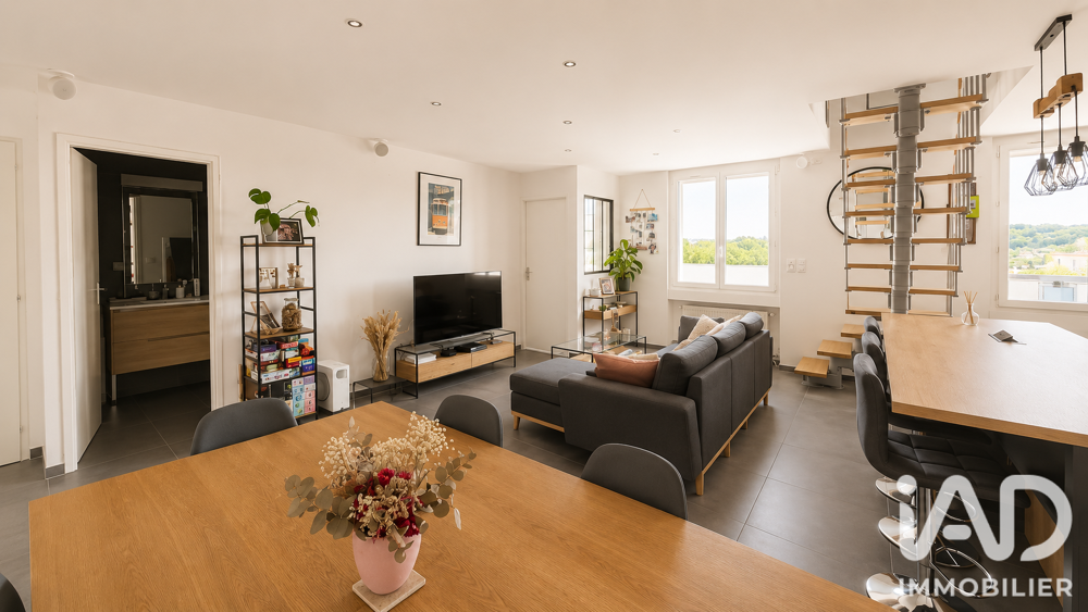 Vente Appartement Vente Appartement 4 pièces Saint-genest-lerpt