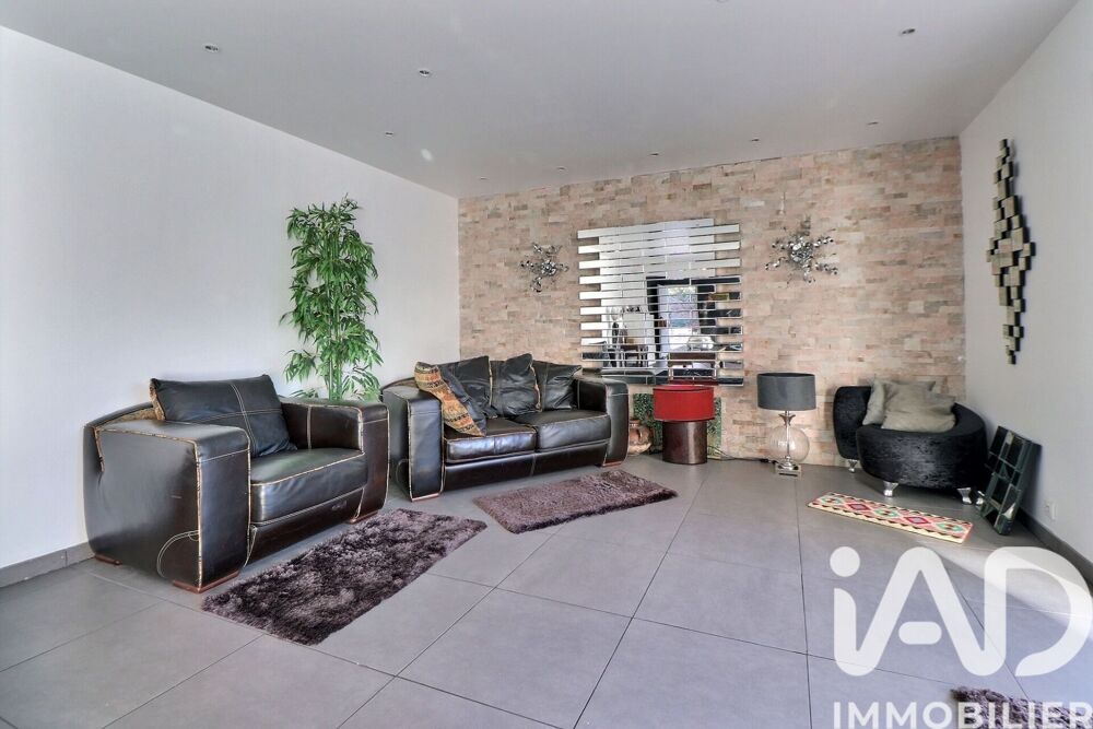 à vendre  Maison Saint-Raphaël (83700)