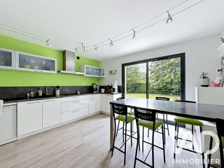  Maison à vendre 8 pièces 232 m²