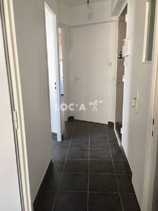  Appartement à louer 3 pièces 49 m²