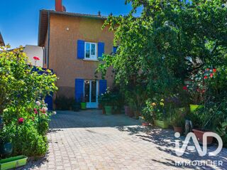  Maison à vendre 7 pièces 239 m²