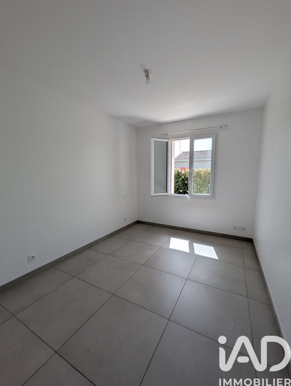 Vente Maison Vente Pavillon 4 pièces Saint-simon-de-pellouaille