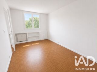  Appartement à louer 4 pièces 78 m²