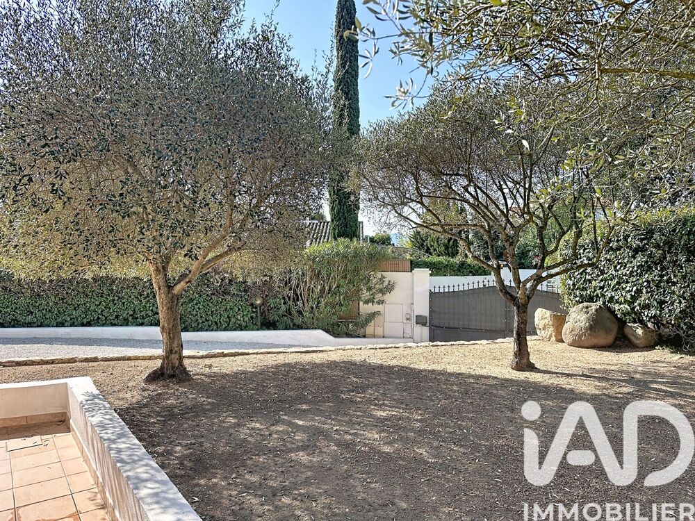 à vendre  Maison Roquebrune-sur-Argens (83520)