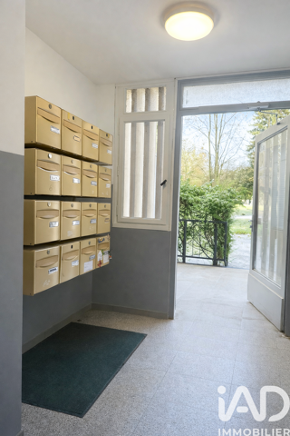  Immeuble à vendre 15 + pièces 1300 m²