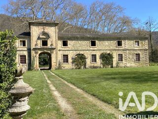  Maison à vendre 15 + pièces 1380 m²