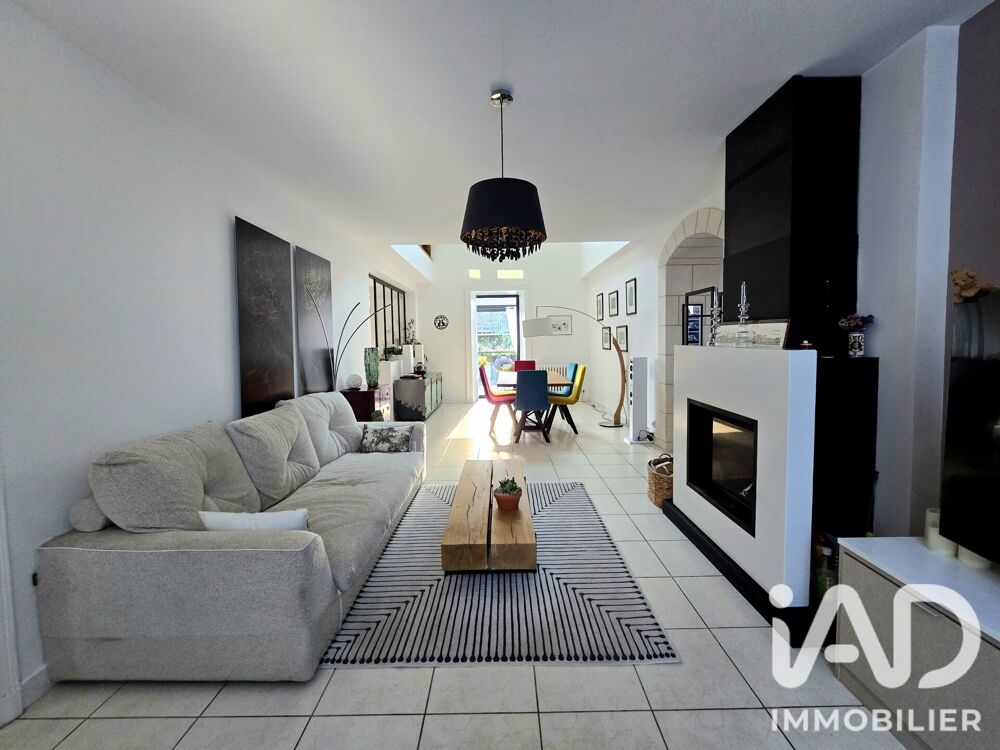 Vente Maison Vente Maison de ville 7 pièces Déols