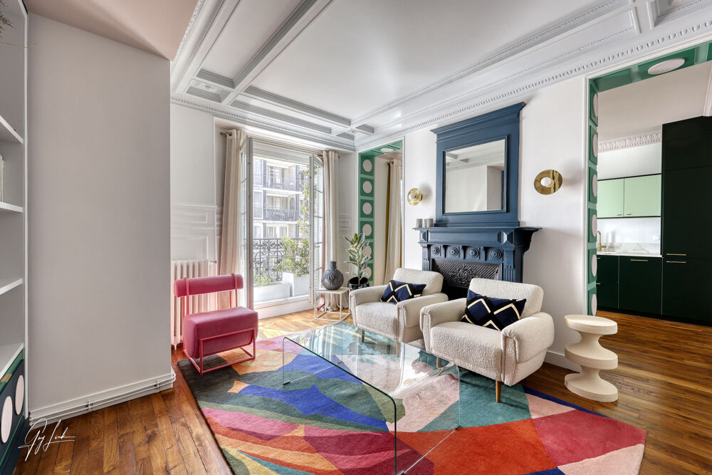 Vente Appartement Adresse d'exception - Élégant 2 pièces haussmannien rénové Paris 15