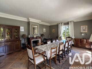  Maison à vendre 15 + pièces 549 m²