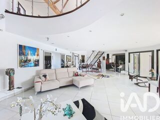  Maison à vendre 6 pièces 243 m²