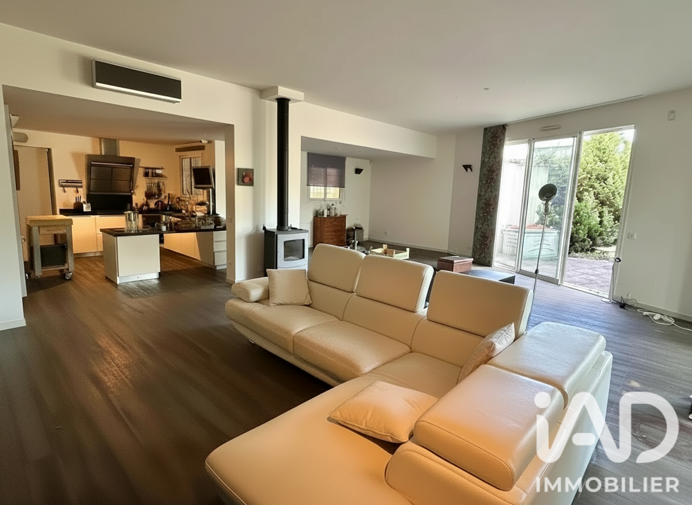 Vente Maison Vente Maison d'architecte 4 pièces Royat