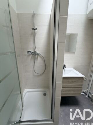  Appartement à louer 2 pièces 33 m²