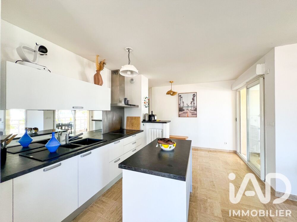 à vendre  Appartement Hyères (83400)