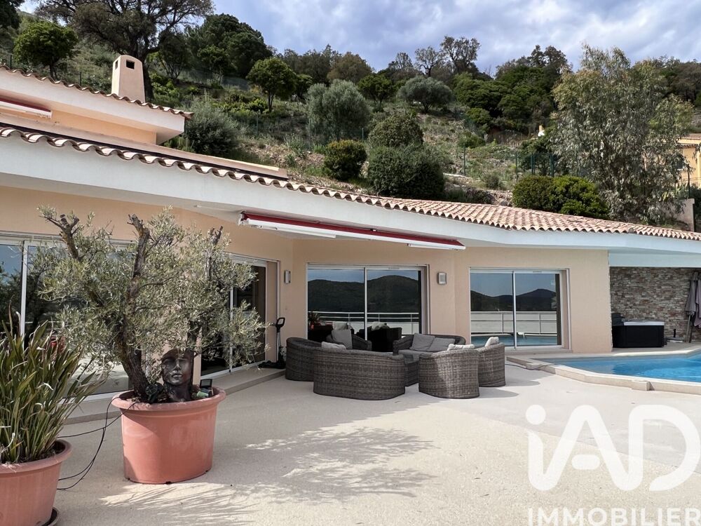 Vente Maison Vente Maison d'architecte 6 pièces La londe-les-maures