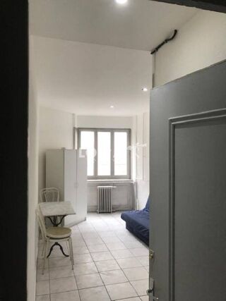  Appartement à louer 1 pièce 18 m²