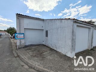  Parking / Garage à vendre 75 m²