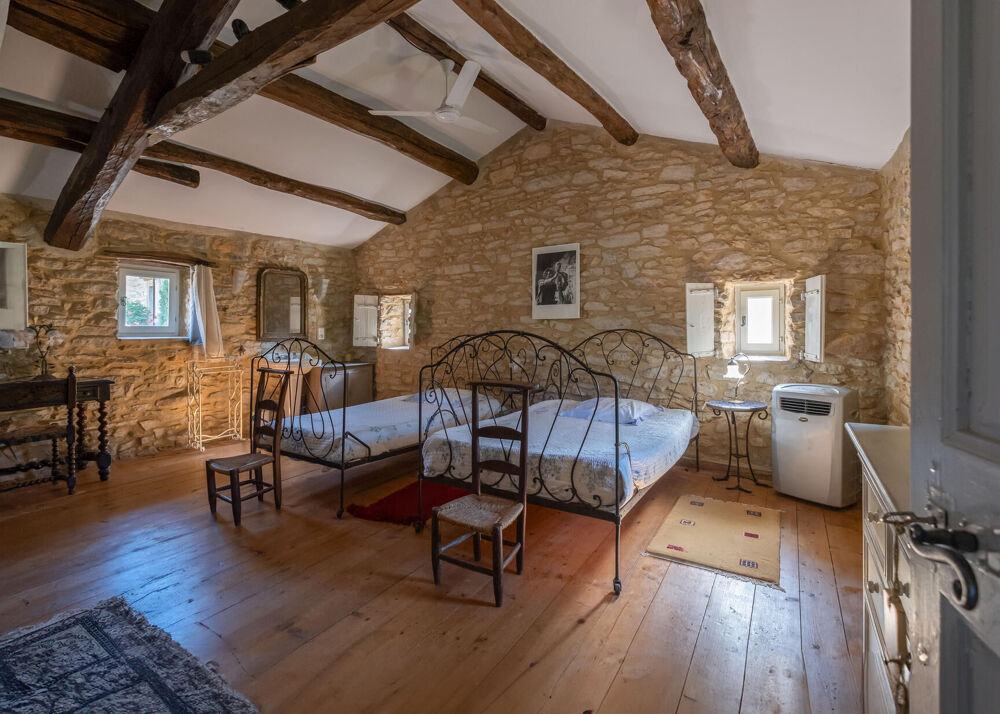  vendre  Maison Uzs (30700)