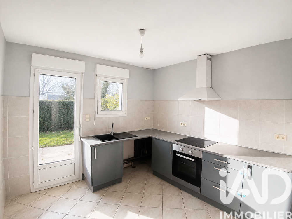 Vente Maison Vente Maison traditionnelle 6 pièces Chemilly-sur-yonne