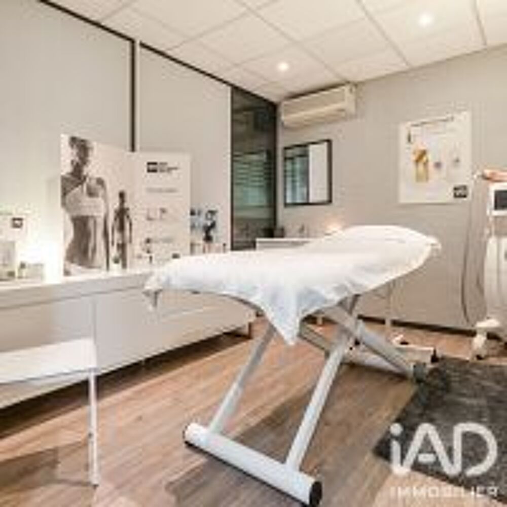   Vente Esthétique, Coiffure 130 m&sup2; Pau