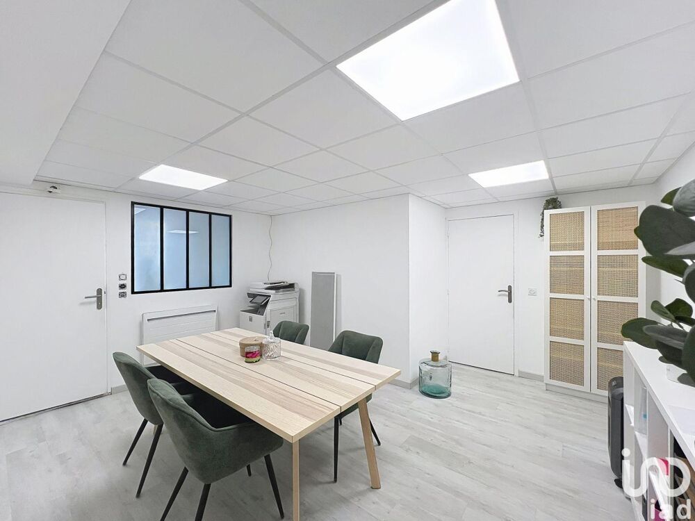  Location - 20 m² 