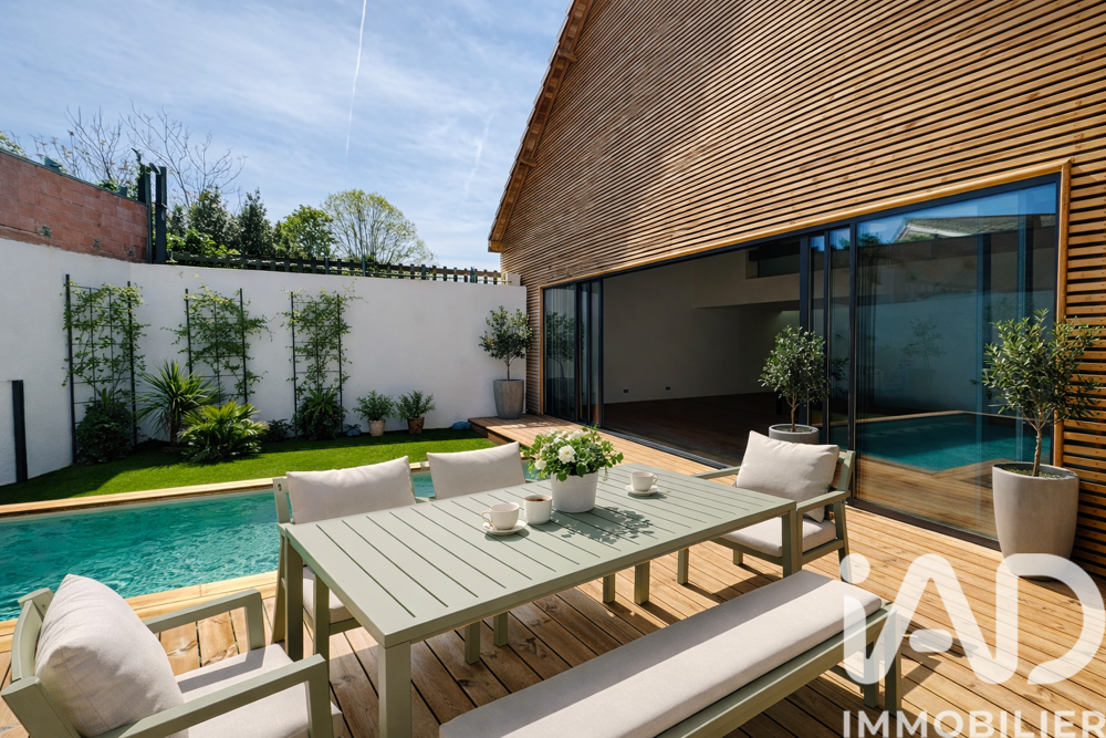 Vente Maison Vente Maison/villa 6 pièces Bègles
