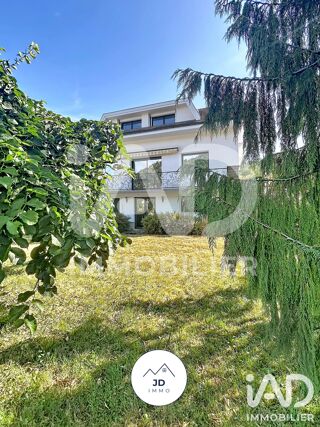  Maison à vendre 8 pièces 226 m²