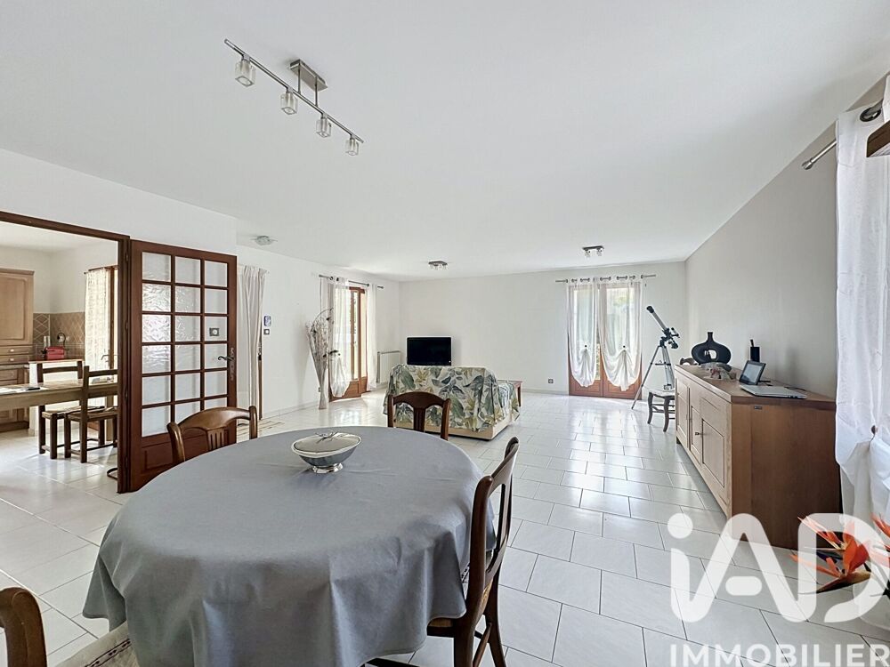 Vente Maison Vente Maison traditionnelle 5 pièces Châteauneuf-de-gadagne