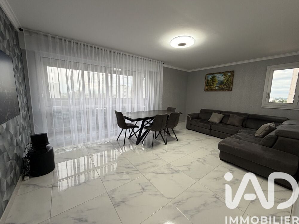 Appartement 4 pièces 90 m² · à Poitiers · 90 m² · 128 000 €