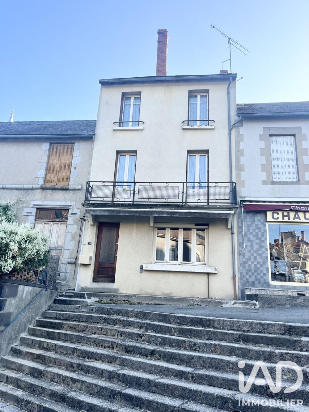 Vente Maison Vente Maison de village 7 pièces Giat