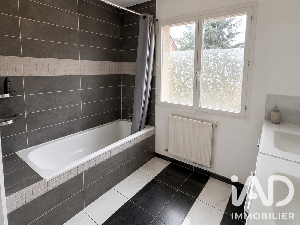 Vente Maison Vente Maison de village 5 pièces Guichainville