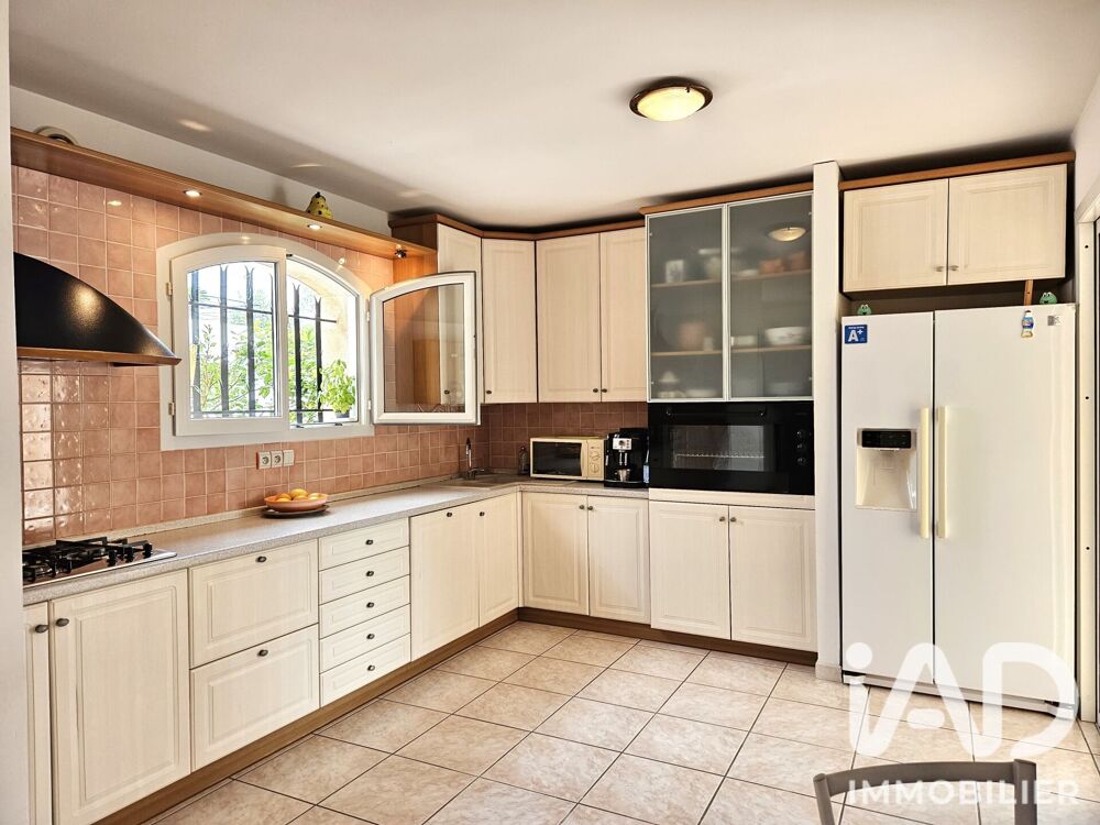 Vente Maison Vente Maison traditionnelle 5 pièces Saint-cyr-sur-mer