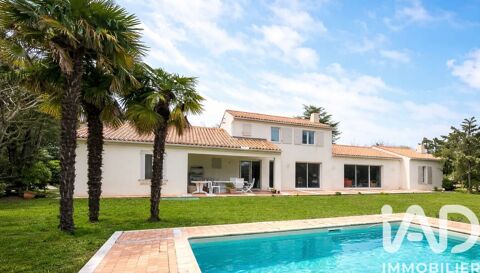   Vente Maison Maison - 7 pi�ce(s) - 252 m�