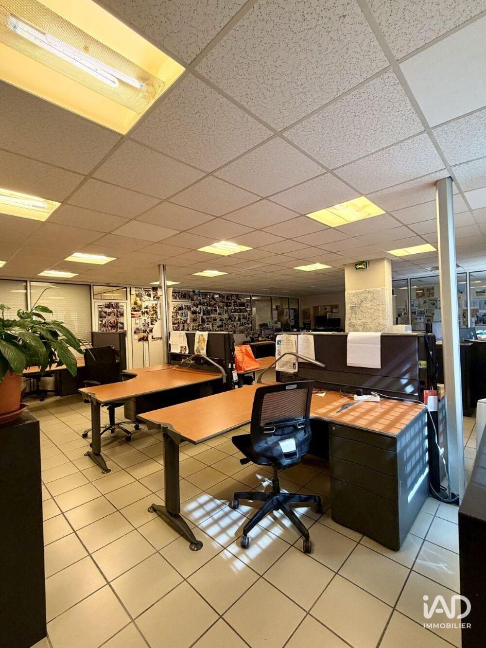   Vente Bureaux 192 m&sup2; 