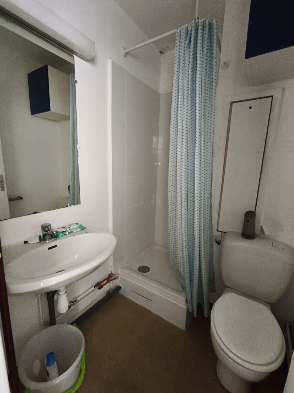 Vente Appartement Studette avec salle d'eau et WC - Tour Occident, 26ème étage Paris 19