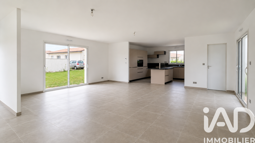 Vente Maison Vente Maison/villa 5 pièces Ruelle-sur-touvre