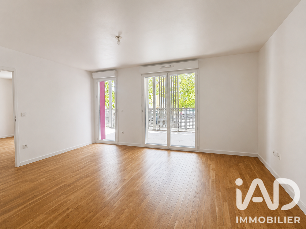 vente Appartement - 2 pièce(s) - 45 m² Ris-Orangis (91130)