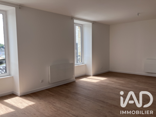  Appartement à louer 3 pièces 77 m²