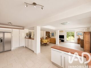  Maison à vendre 8 pièces 245 m²