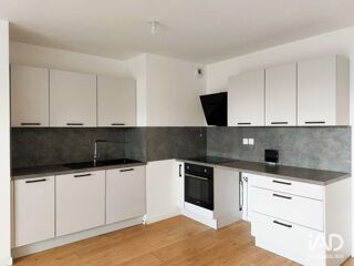  Appartement à louer 3 pièces 66 m²