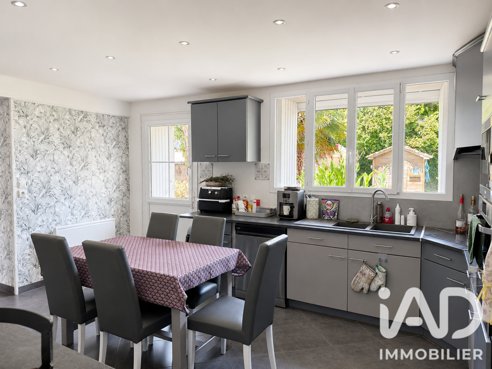 Vente Maison Vente Maison/villa 6 pièces Prin-deyrançon