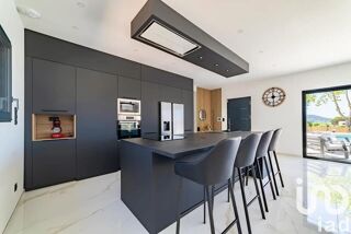  Maison à vendre 6 pièces 198 m²