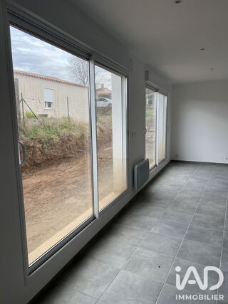  Appartement à louer 3 pièces 80 m²
