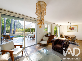  Maison à louer 8 pièces 164 m²